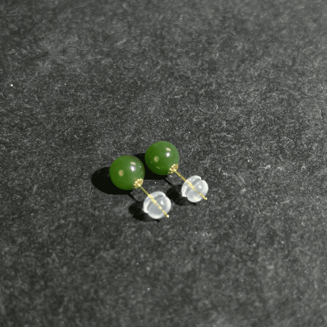 和田玉碧玉俄碧菠菜绿猫眼 18K金镶碧玉圆珠耳钉时尚简单绿色轻奢