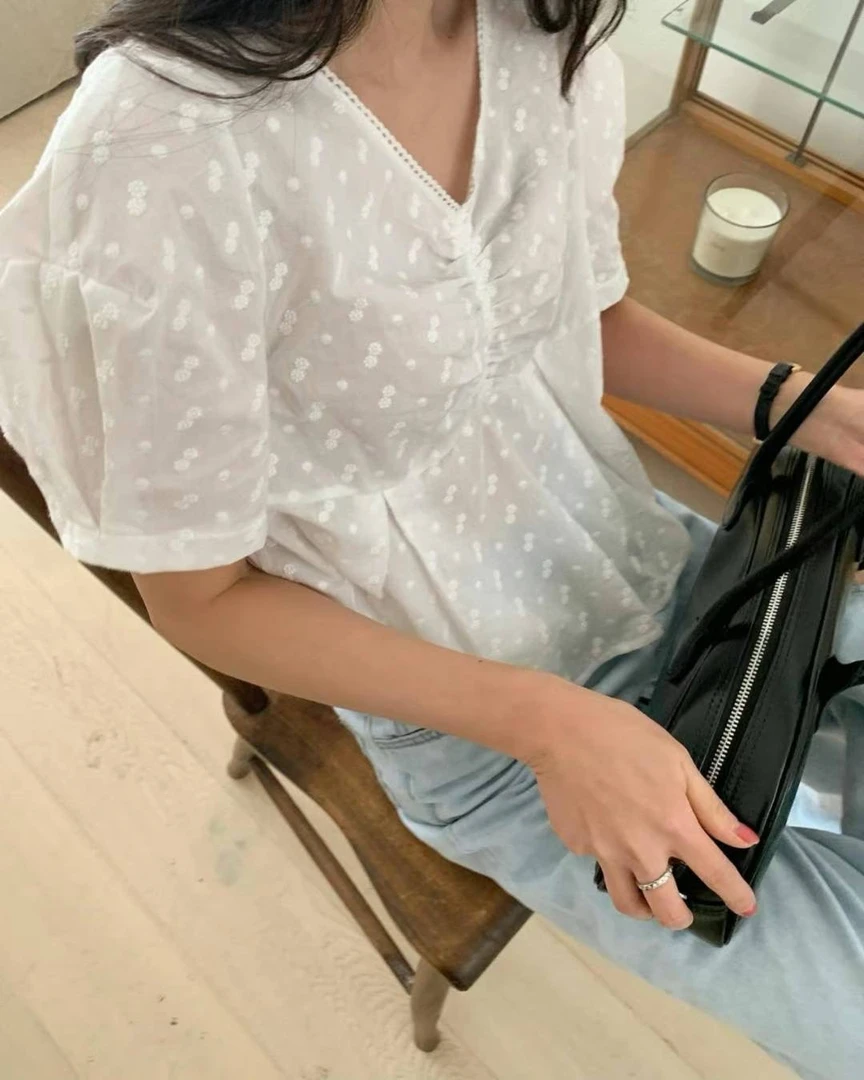 夏季衬衫气质显瘦白色现韩国东大门2025新款女装  704i  蕾丝