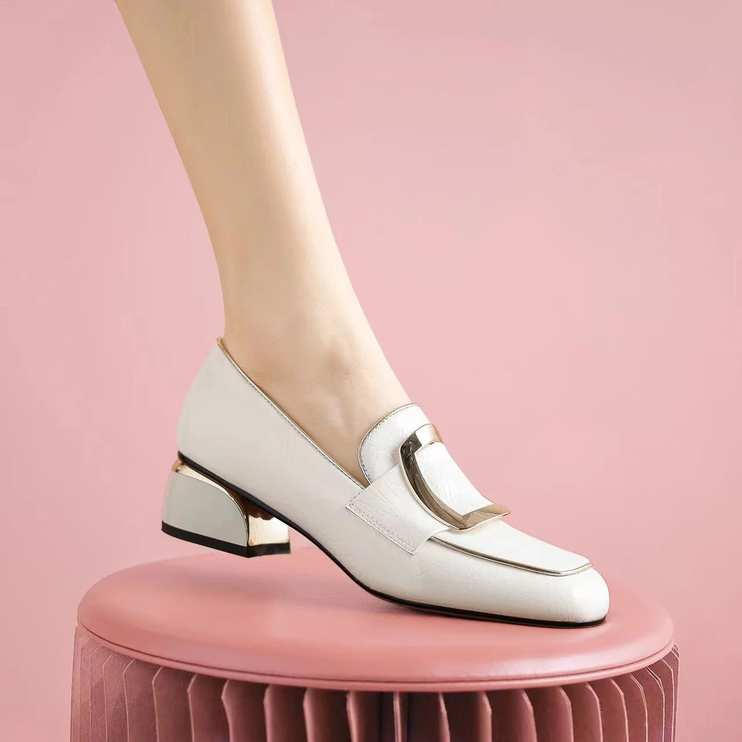 百搭款法式单鞋女浅口温柔风米白色软皮柔软舒适百搭尖头x9-01