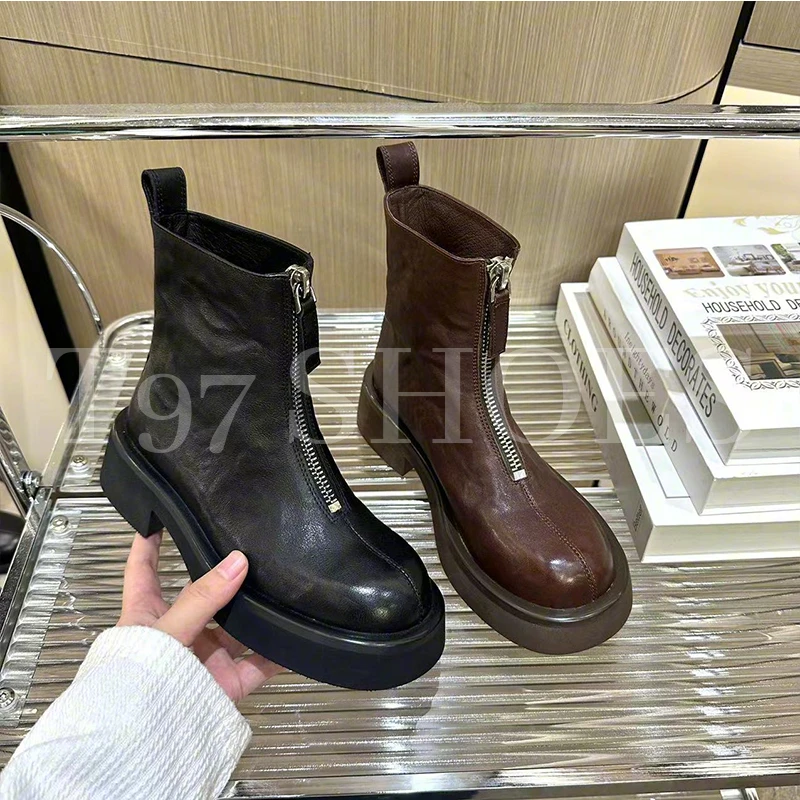 2023冬季新款英伦风复古小众设计圆头厚底增高前拉链短靴女6558X