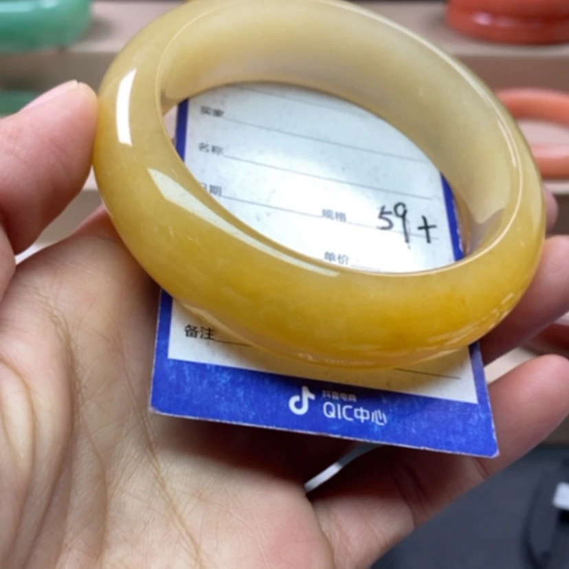 【闪购商品】石英质玉手镯未镶嵌