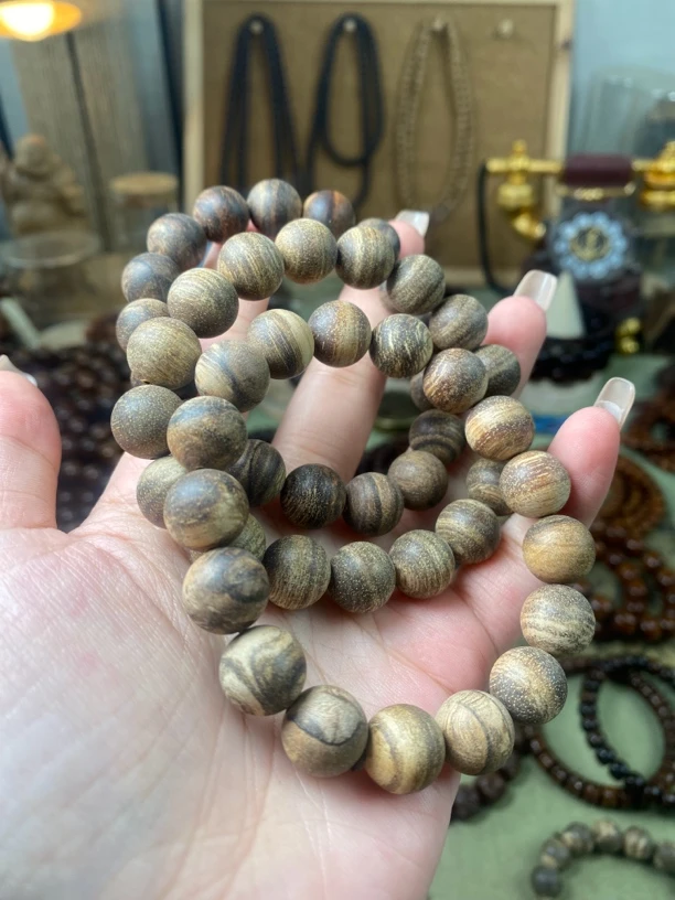 （浓香妖孽）巴布亚贡木粗抛纹理1.2×17颗手串多样性发其一（630）