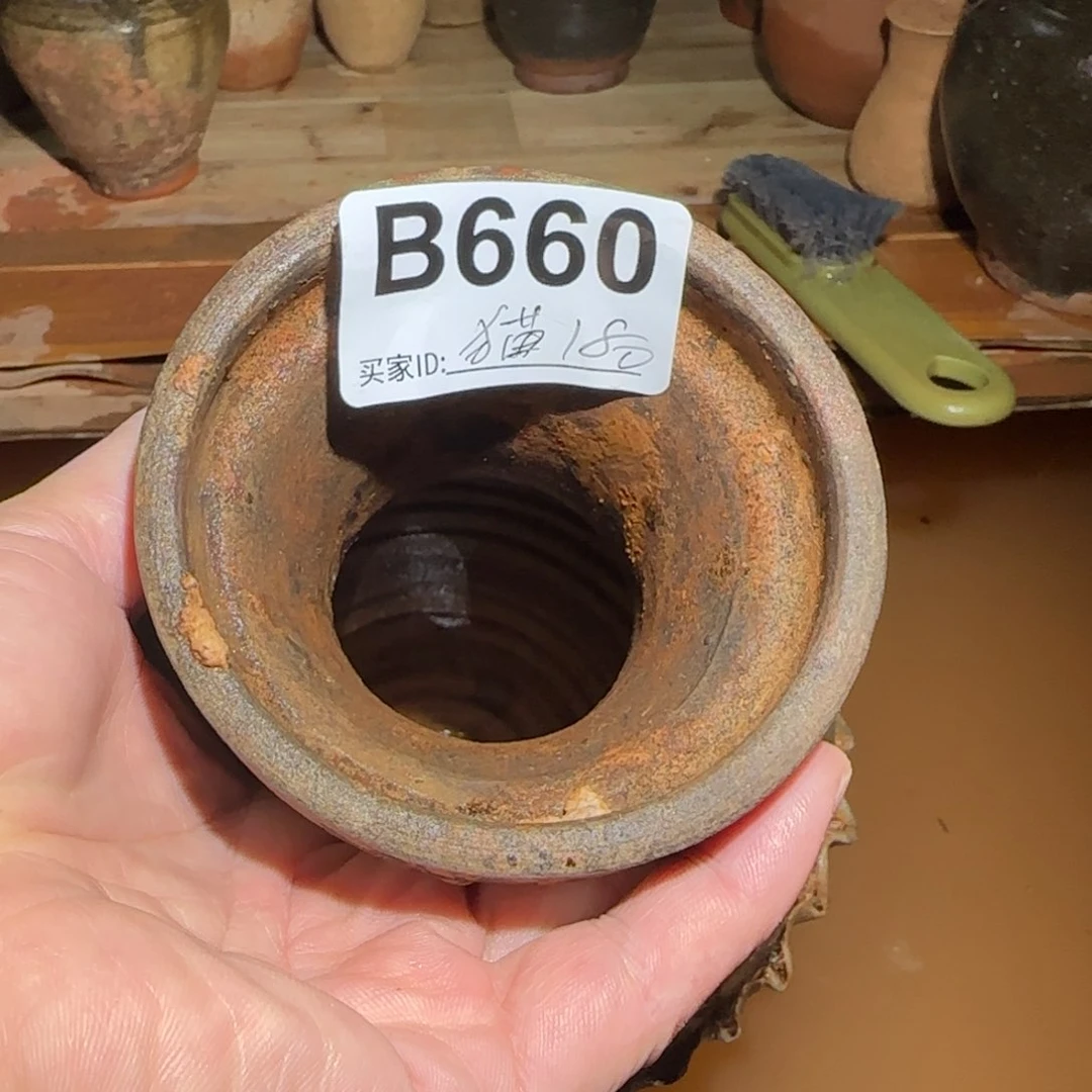 摆件猫*漂亮的小瓷瓶