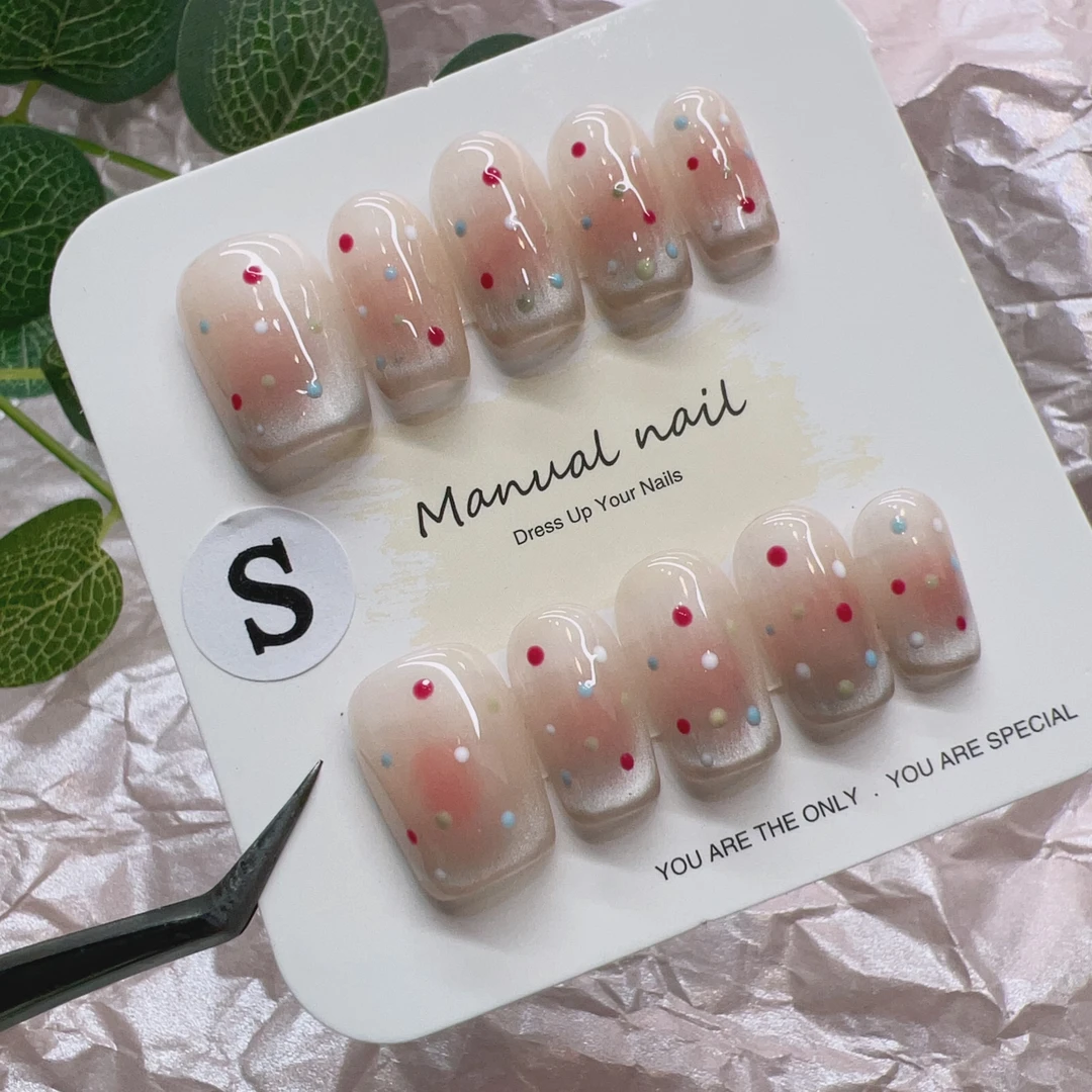 彩色波点微笑猫眼款纯手工穿戴甲