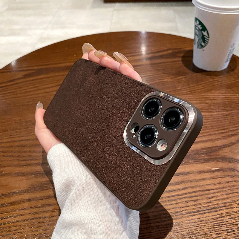 适用苹果14手机壳深棕色月坑纹iPhone14promax镜头金属圈13皮纹14