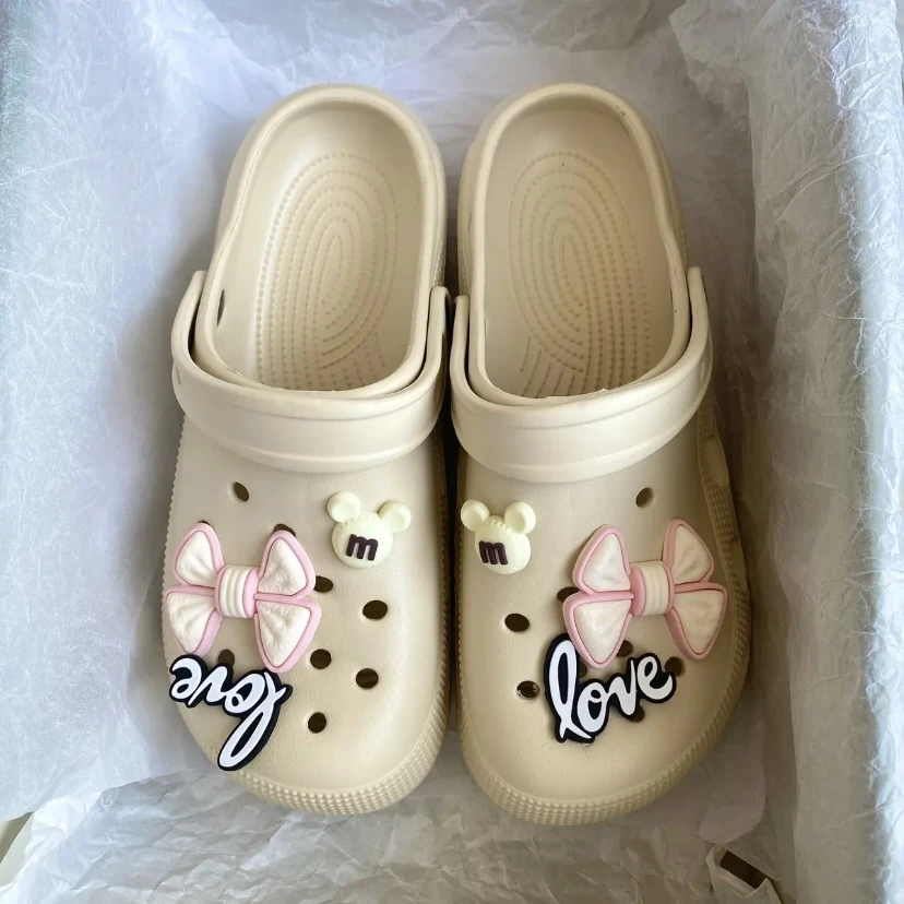 【3厘米平底】踩屎感洞洞鞋女外穿防滑包头网红沙滩软底卡通男拖鞋