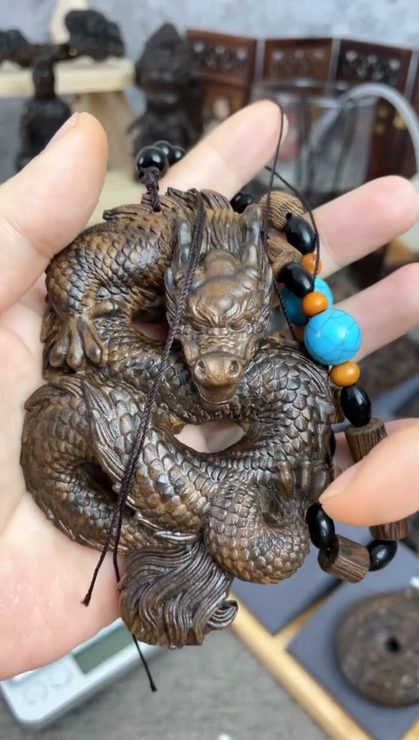 【闪购商品】香木立体龙