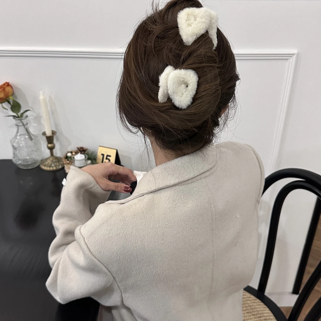 毛绒猫耳朵抓夹后脑勺夹半扎发碎发夹可爱羊羔毛小抓夹秋冬款甜美
