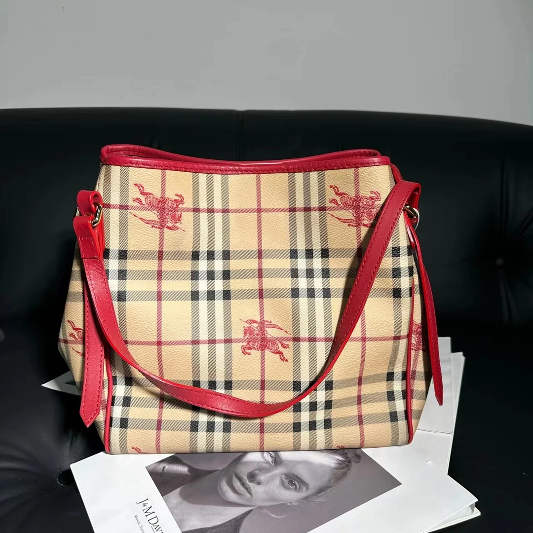 95新 BURBERRY/博柏利 艾派尔/巴宝莉托特包4347