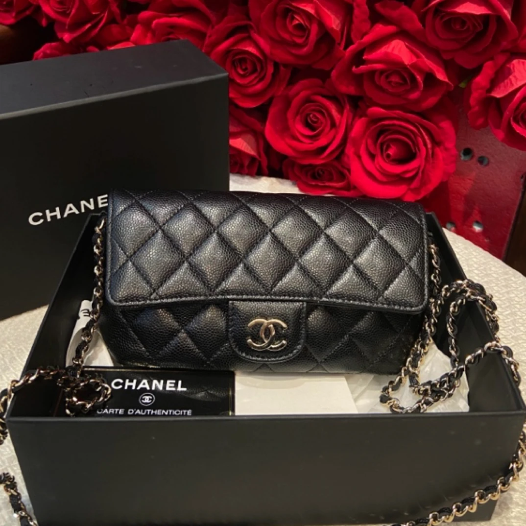 95新 Chanel/香奈儿 Chanel香奈儿黑金眼镜盒/8405
