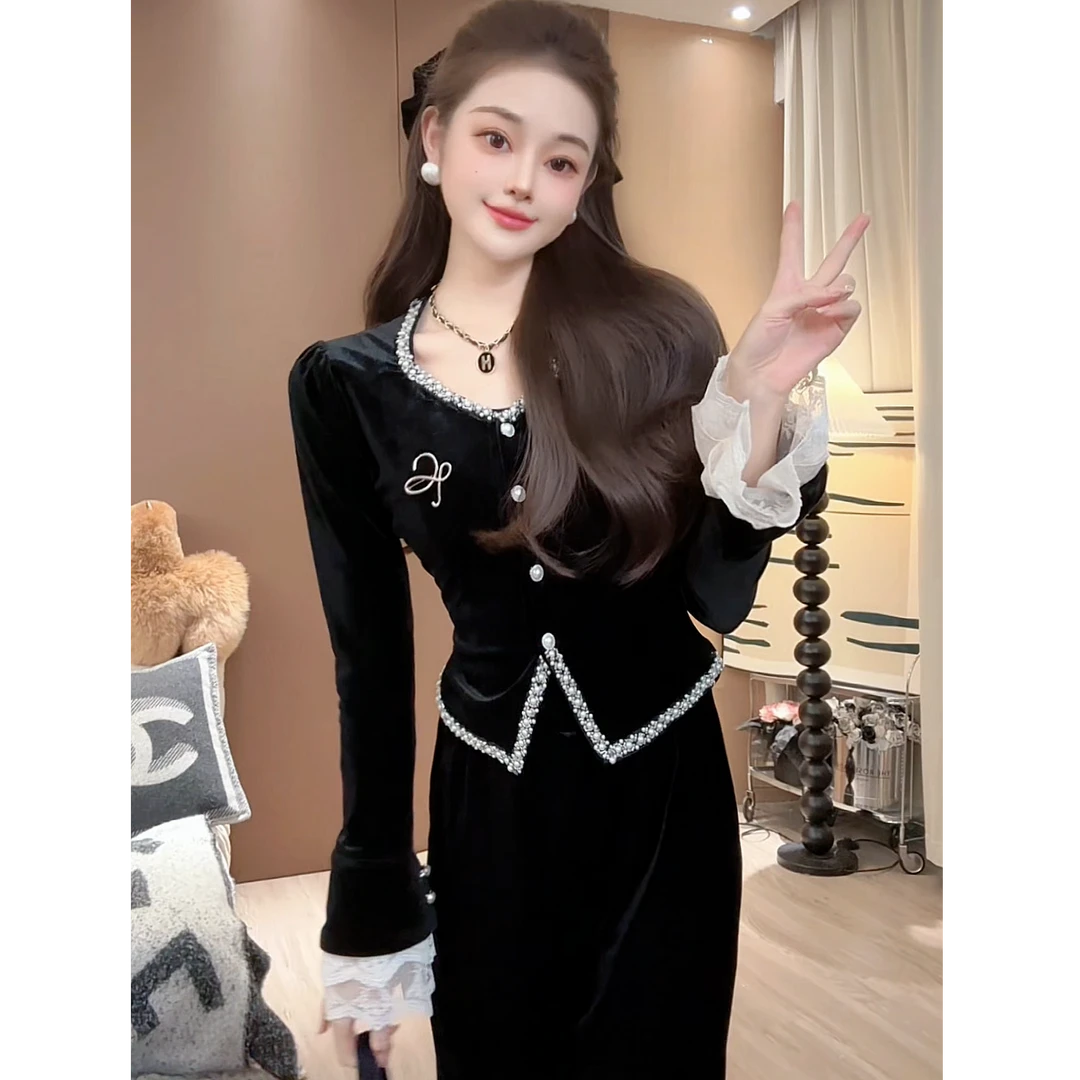 【尤猫】【花边丝绒】百搭显瘦设计感拼接气质丝绒外套-Y31018