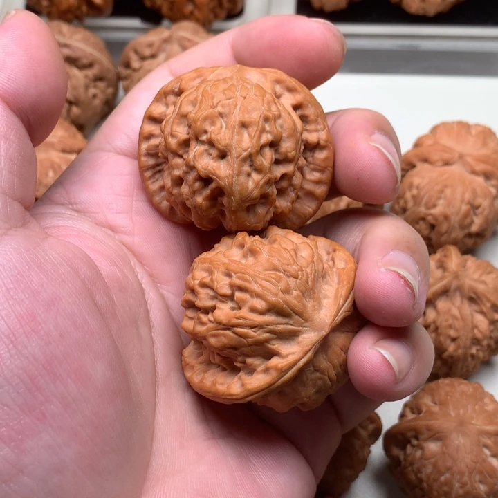 文玩核桃吊坠归*真野狼