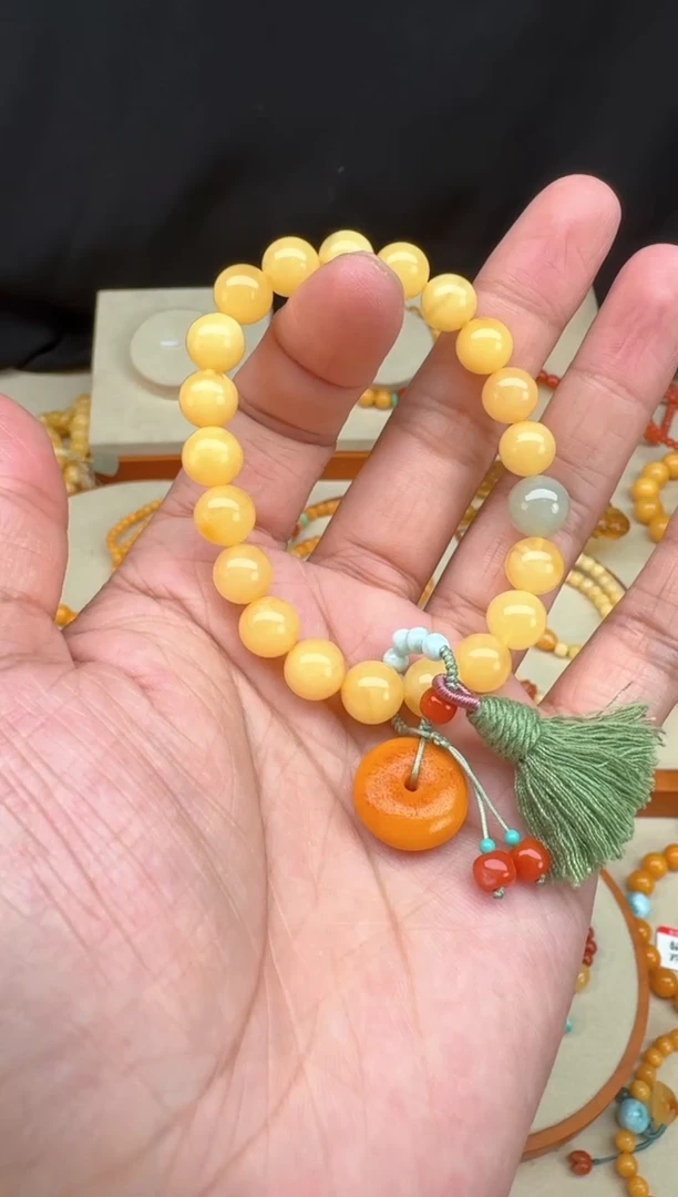 【闪购商品】蜜蜡手链未镶嵌蜜蜡