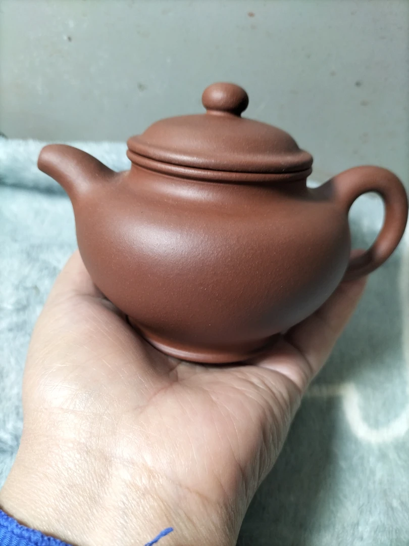 (微瑕)宜兴原矿紫砂壶，掇只450cc红降坡