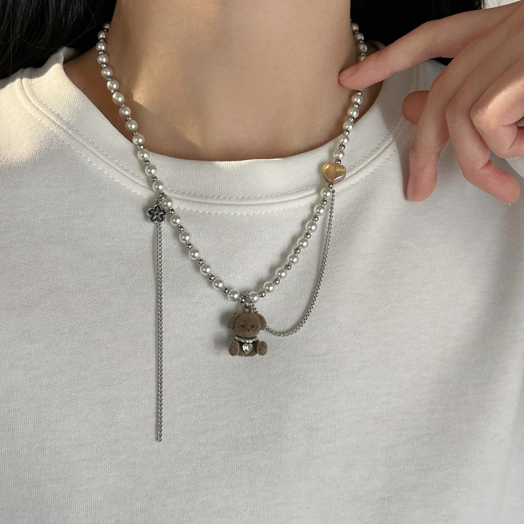 合金亚克力项链 X5060-1温柔可爱小熊串珠项链秋冬新款毛衣链配饰