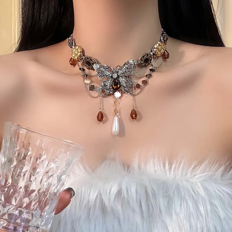 合金项链 X2760-1复古棕色重工蝴蝶项链时尚小众轻奢个性设计感