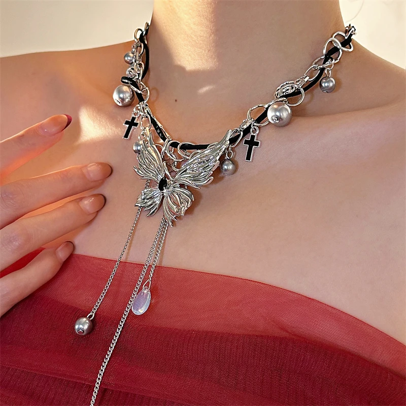 合金皮质项链 X4904-1甜酷液态蝴蝶流苏皮质项链女时尚百搭锁骨链