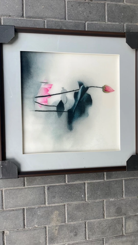 苏绣挂话，写意荷花