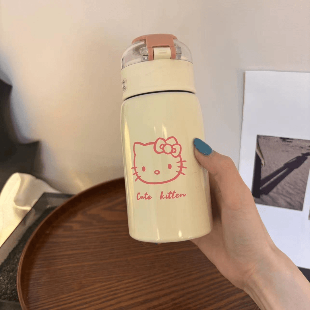 米白色猫猫杯子BZ010