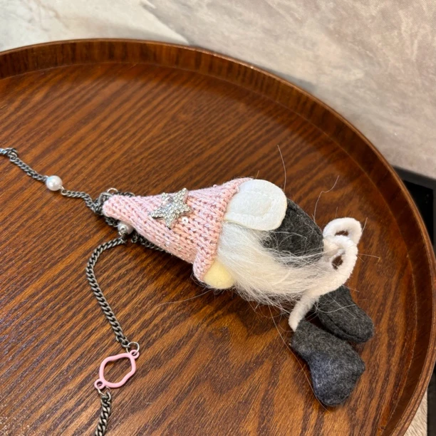 铜合金仿珍珠项链 粉帽子老人项链XL2100