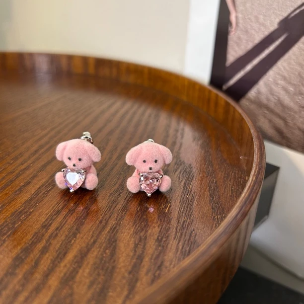铜合金合成锆石耳饰 小狗带爱心耳环EH2052