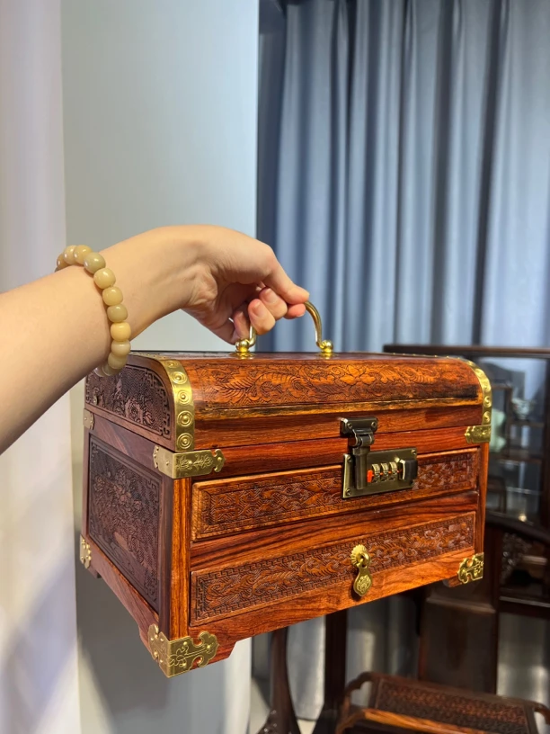 红酸枝密码箱彩礼箱