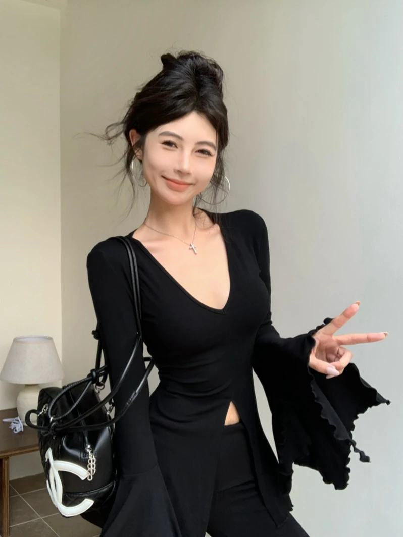 美式辣妹喇叭袖露肚脐T恤女修身显瘦V领开叉纯欲小衫百搭甜酷上衣