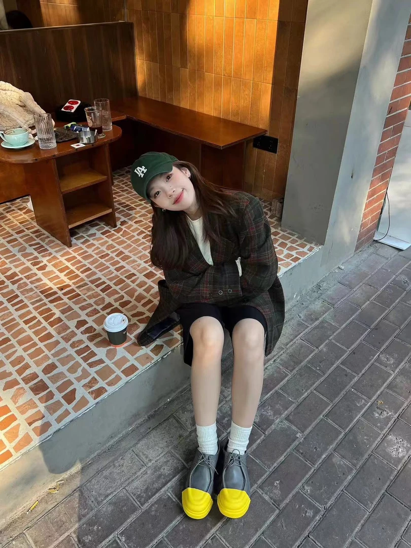 2164法式复古格纹外套女早秋新款气质高级感时尚小众百搭外套