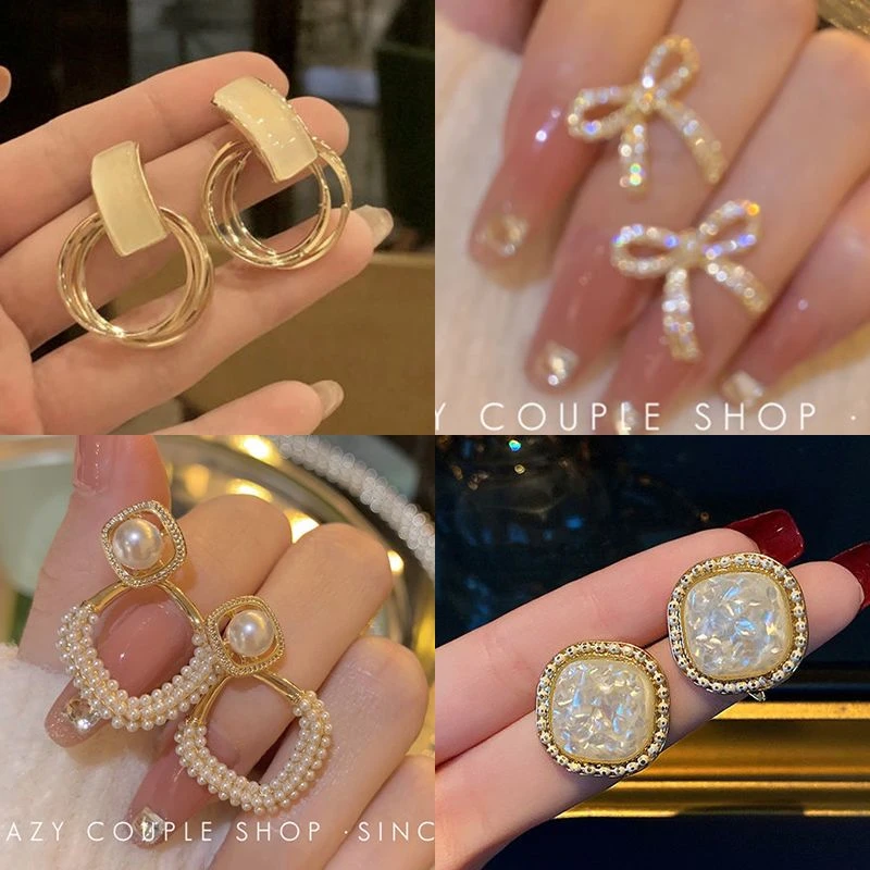 合金耳饰 适合春夏的耳饰银针几何圆形耳环韩国气质网红树脂耳钉