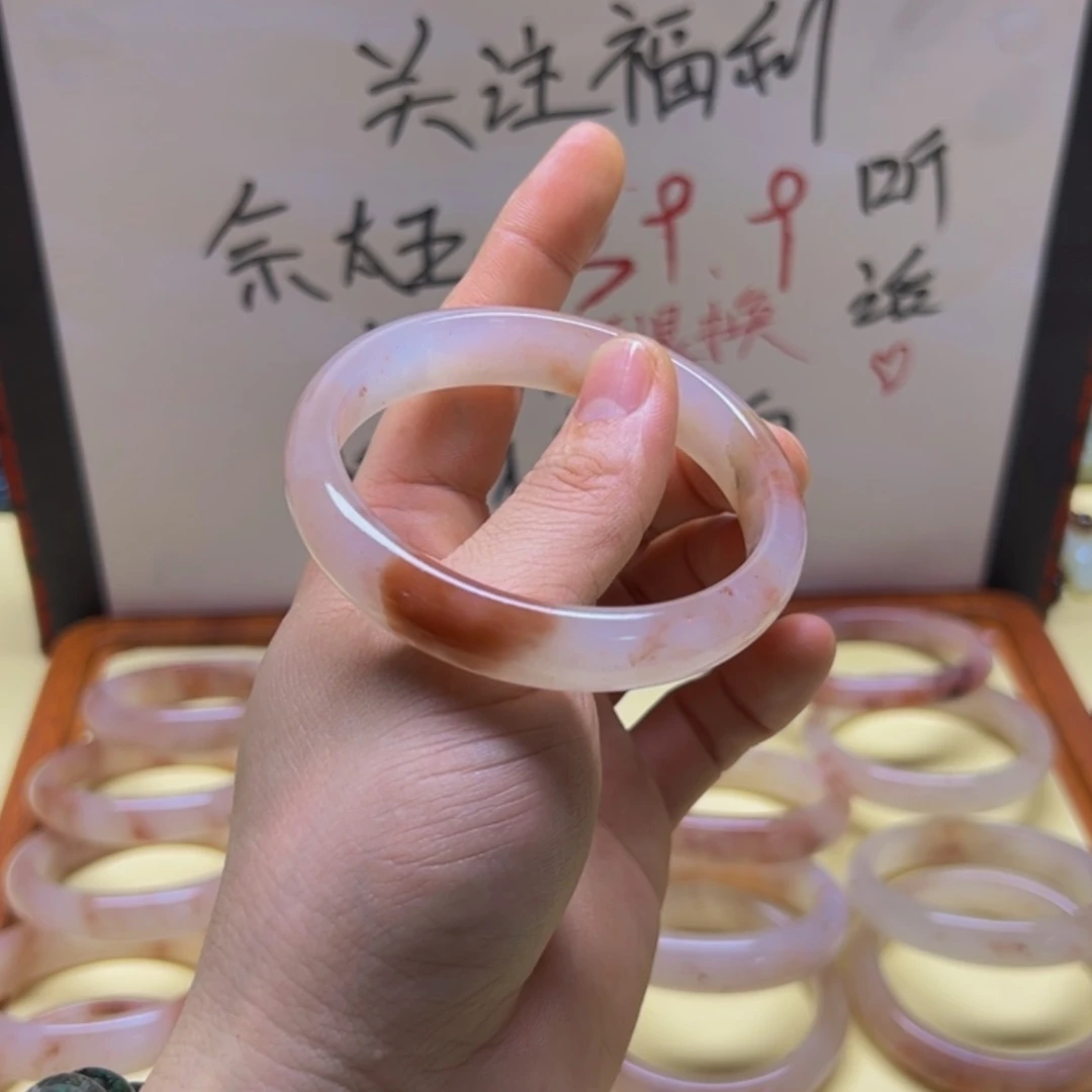【闪购商品】石英质玉手镯未镶嵌梦*14