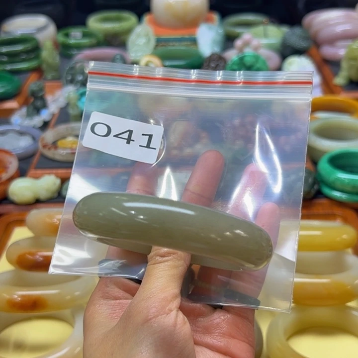 石英质玉手镯未镶嵌S*N041