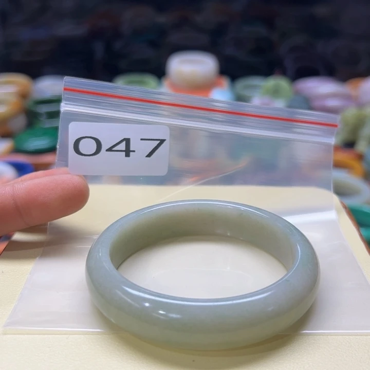 石英质玉手镯未镶嵌白*47