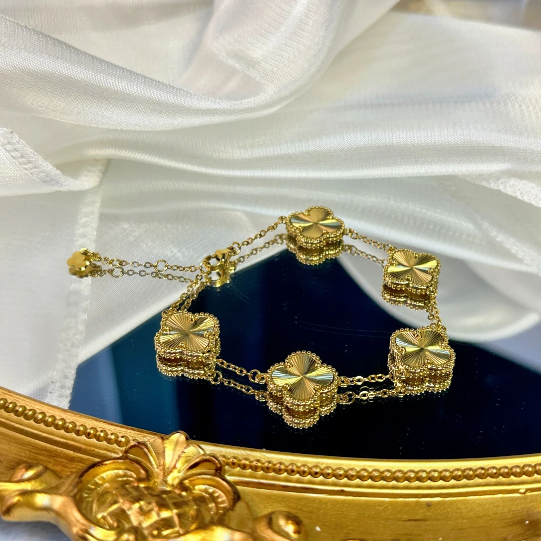 钛钢手链 爆款四叶草手链五花女轻奢幸运手饰气质经典金色金手链