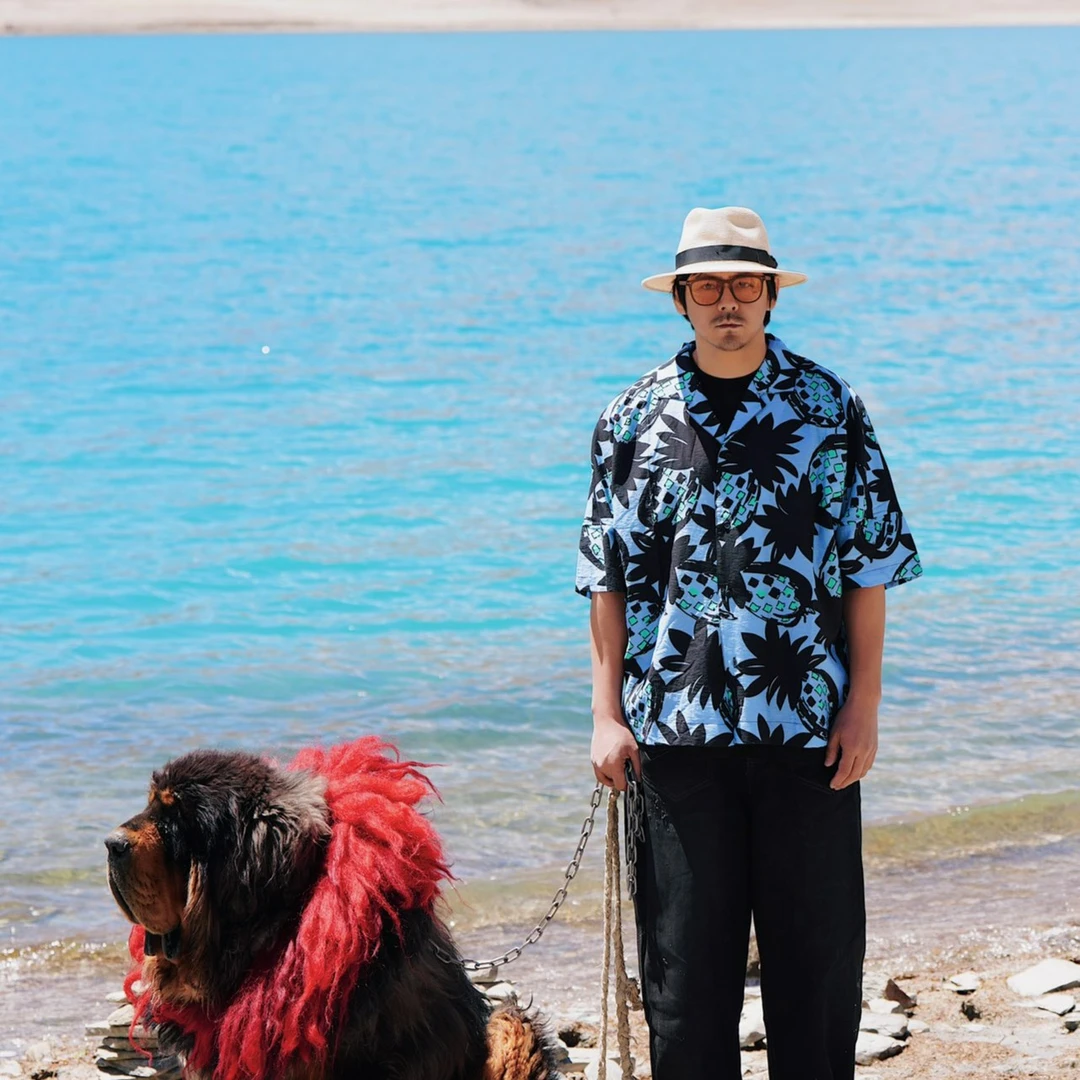 古巴领薄款 黑蓝色夏日菠萝图案 衬衫 C0152