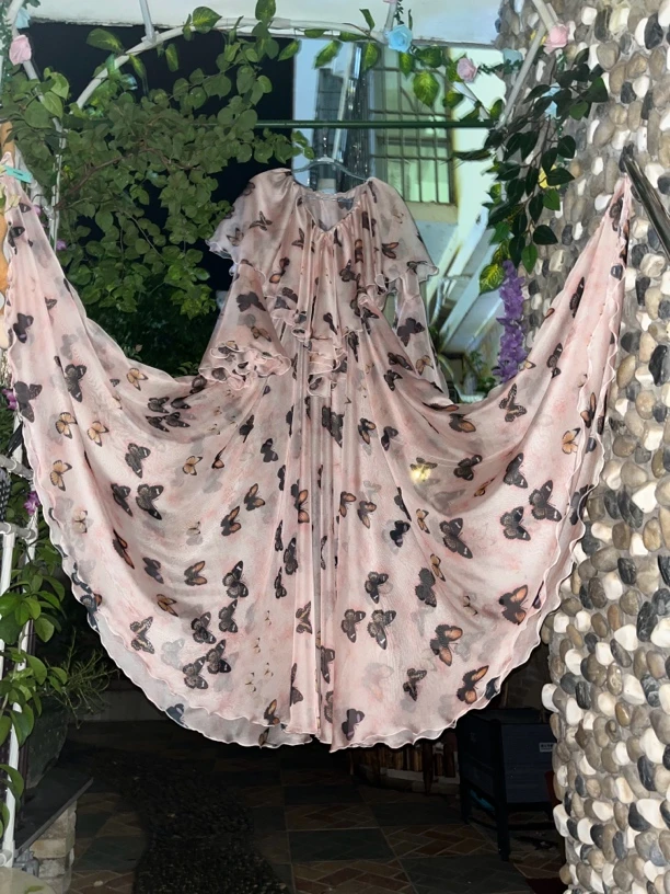 大木耳边领子8-10米超大摆丝巾连衣裙丝滑纯欲透视喇叭袖飘逸长裙