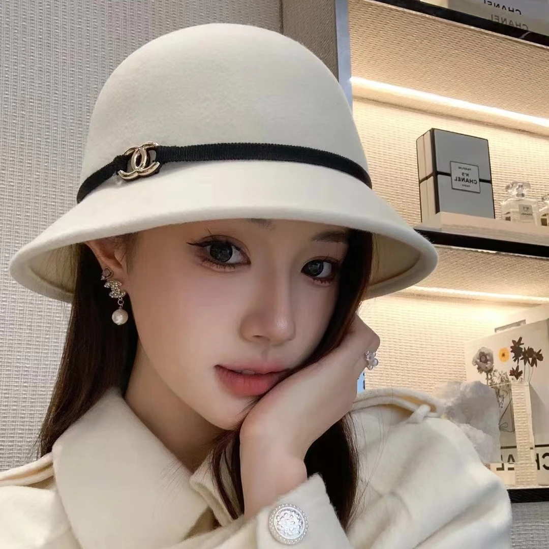 高品质赫本风小沿礼帽法式气质优雅羊毛呢渔夫帽休闲逛街时尚盆帽