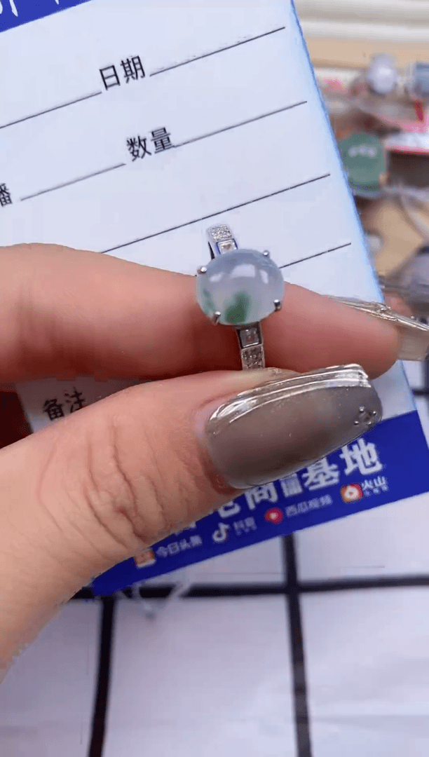 【闪购商品】翡翠戒指银S925镶嵌缅甸天然a货翡翠