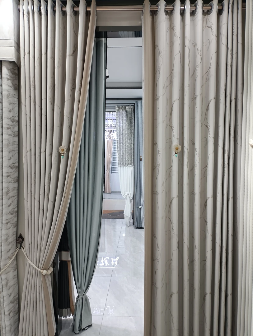 新工艺帘   高精密微浮雕，色织提花！