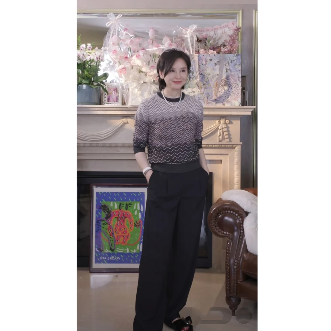 我是摩羯 维多利亚海岸 意大利段染丝挑孔条纹针织衫上衣