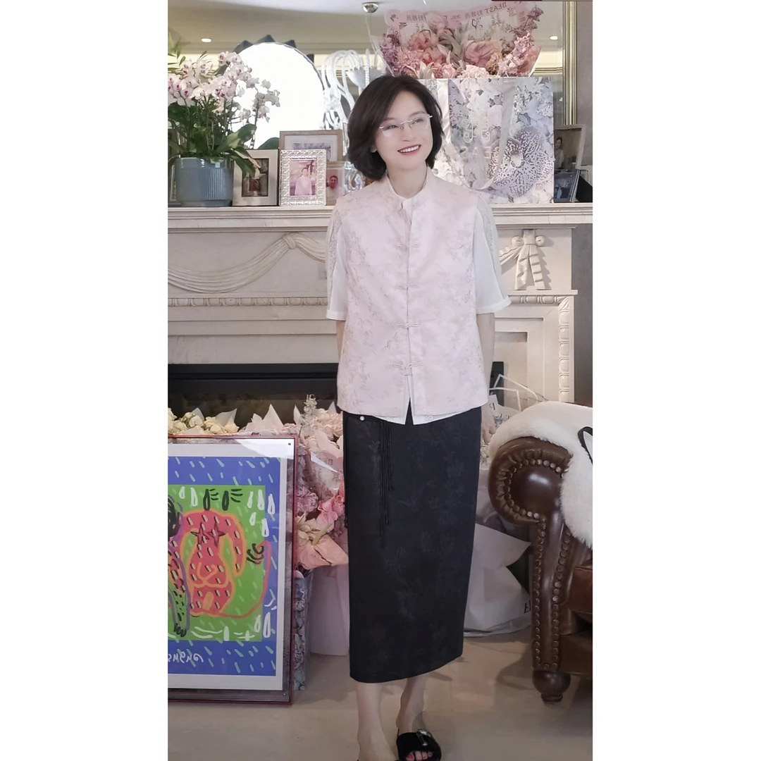 我是摩羯 西府海棠 19MM双宫真丝精美绣花新中式国风立领盘扣马甲