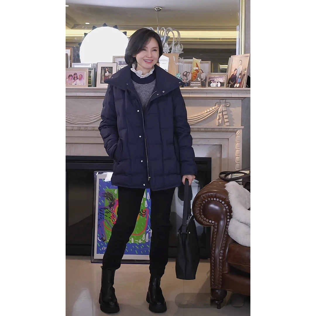 我是摩羯 静奢轻羽绒 90白鹅绒五合一棉柔纺蓬松保暖轻盈羽绒服