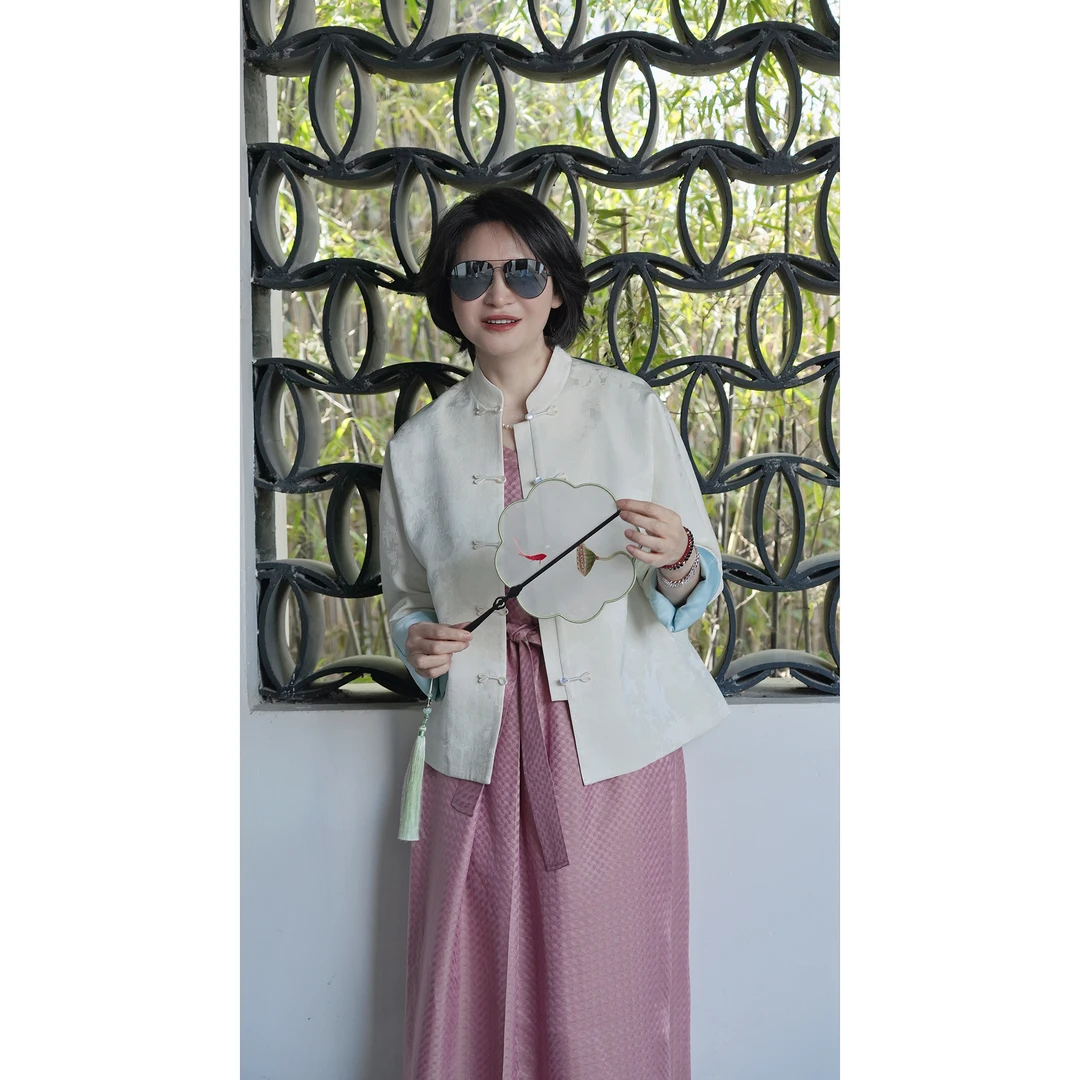 我是摩羯 只此青绿 立体提花新中式国风珠扣盘扣小立领外套