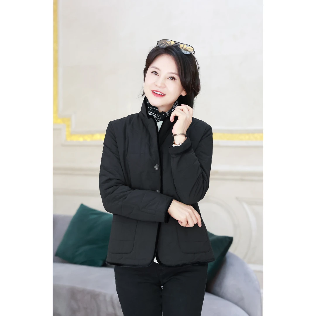 我是摩羯 经典BBR绗缝棉服 新雪丽棉黑丝绒织带镶边西装式外套