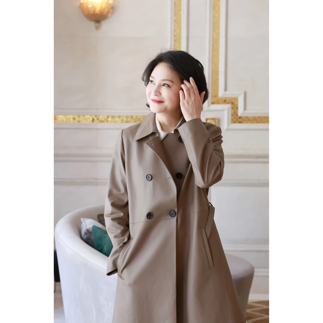 我是摩羯 曼城记忆 土耳其进口轻涂层绵羊皮翻领腰带早春风衣皮衣