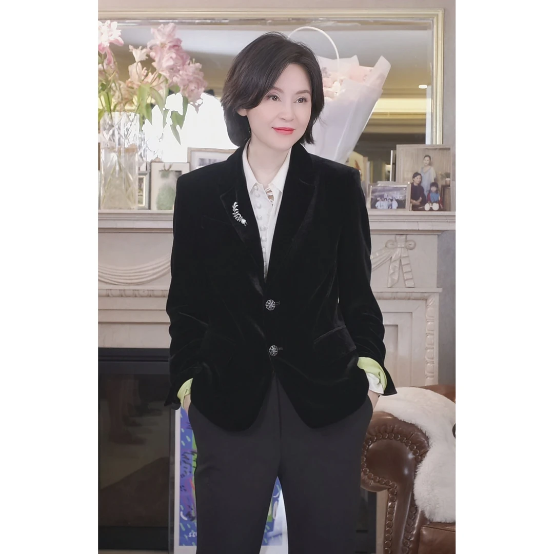 我是摩羯 美高梅音乐会 真丝丝绒摩登复古平驳领通勤百搭西装外套
