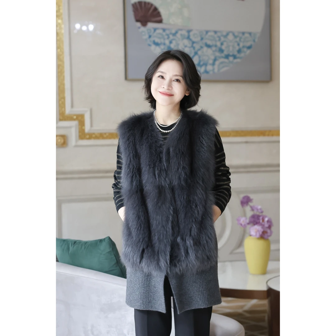 我是摩羯 芬兰进口银狐 狐狸毛拼接绵羊毛可拆腰带马甲
