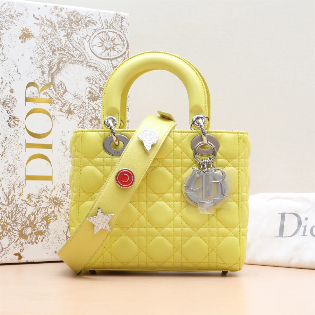 95新 DIOR/迪奥 单肩包 戴妃包 四格 黄色 银扣P243654841
