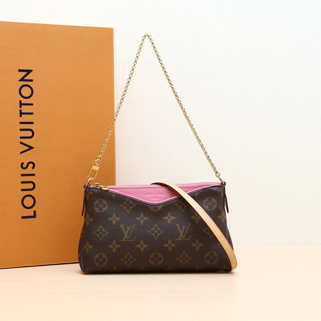 95新 LouisVuitton/路易威登 传奇 Cluth 23 斜挎包 P234756868