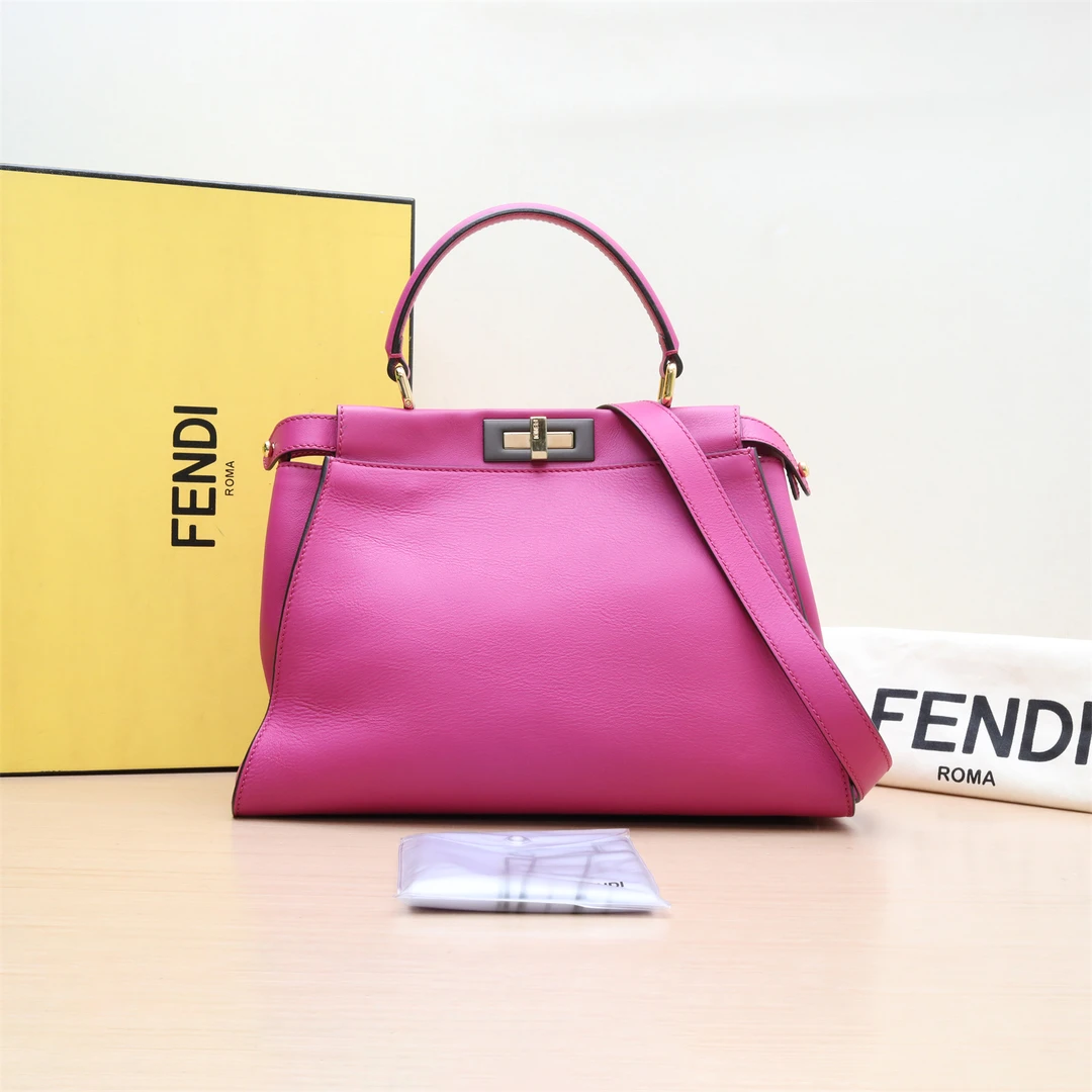 95新 FENDI/芬迪 PEEKABOO REGULAR 中号 33CM 单肩包 P224410754