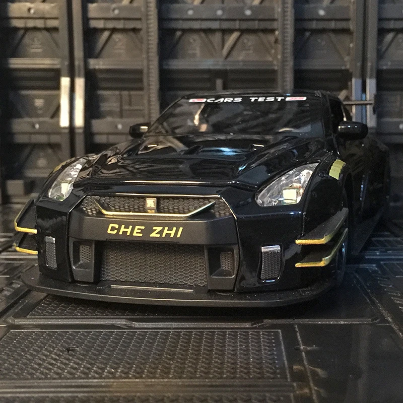 东瀛战神GTR合金车模型仿真汽车模型玩具车1:24-32精致收藏摆件